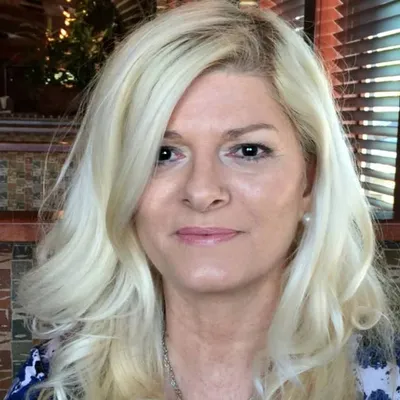 Donna Chaffins (digital creator) profile
