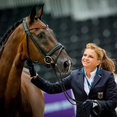 Dorothee Schneider profile