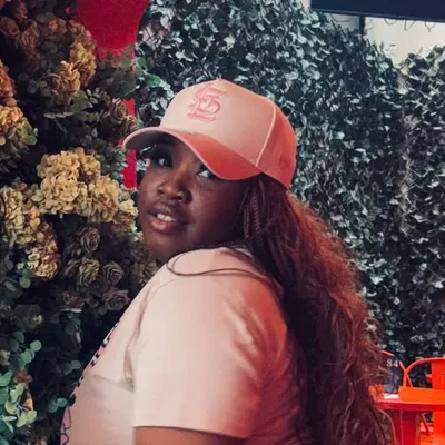 Dessi Ray profile
