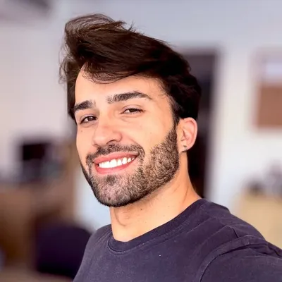 Douglas Elias profile