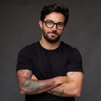 Douglas Garcia Hairstylist ✂️ profile
