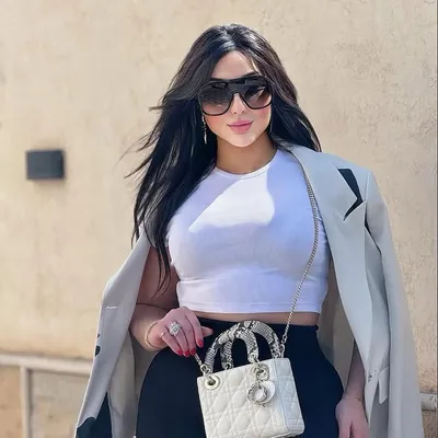 Dounia Batma sm profile