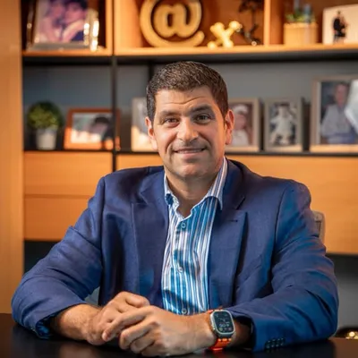 Dovi Eisenman profile