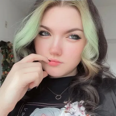 Ally Lynn profile
