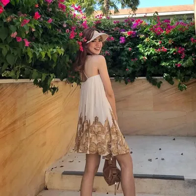 Putry Damayanti profile