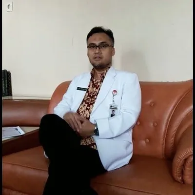 DR.dr.Arief Nurudhin,sp.PD profile