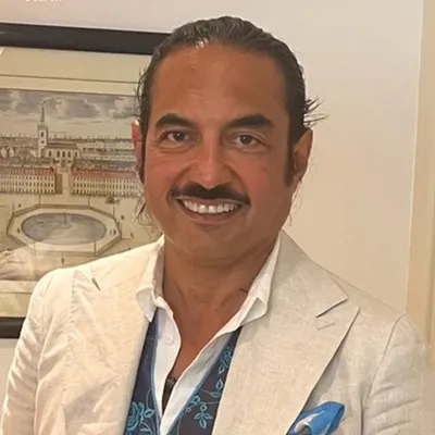 Dr ibrahim Ashary profile