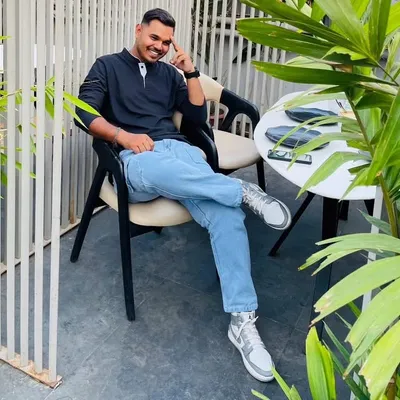 Dr Jaimik Parmar profile