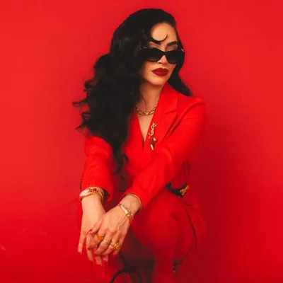 Linda Parra profile