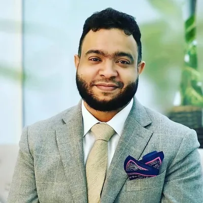 Dr Mohamed Mohamed profile