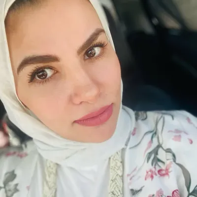 Dr.Mona Elshahat (the skincare mom) profile