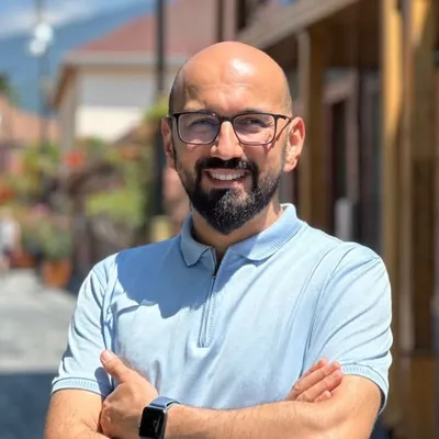 Tibb üzrə Fəlsəfə doktoru Natiq Məhərrəmov profile