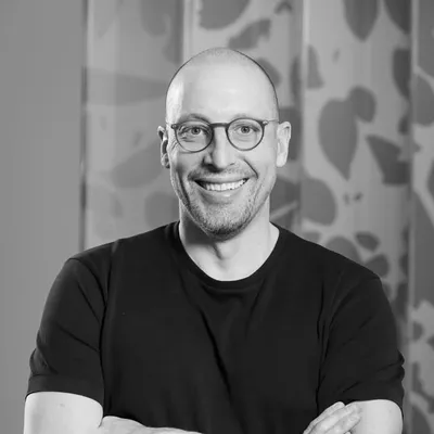 Dr. Nikolaus Raab profile