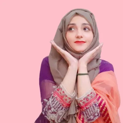 DR. NOOR // CONTENT CREATOR profile