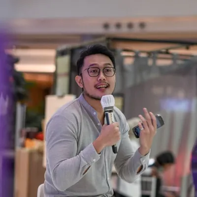 Richard Yehezkiel profile
