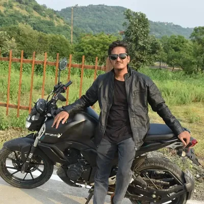 Dr Yahya Khan profile