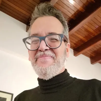 Dr. Tomás Alberti | Cirujano Vascular profile