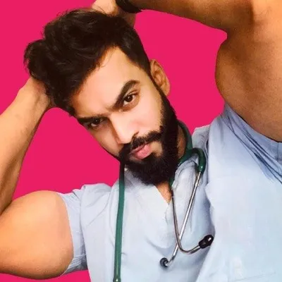 Dr Vinit Bandekar👨🏻⚕️🧜🏽♂️Goa/ Mumbai profile