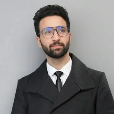 Dr Aabid Nazir profile