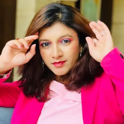 Dr Bhagyashri |Motivational Speaker |Coach |Actor |Doctor profile
