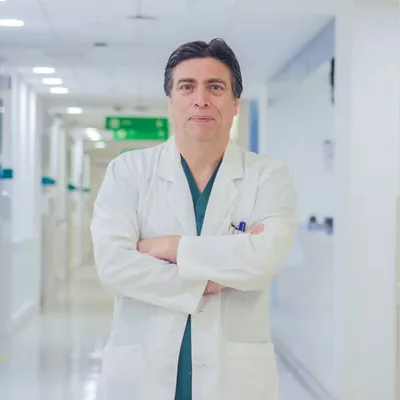 Dr. Carlos García profile