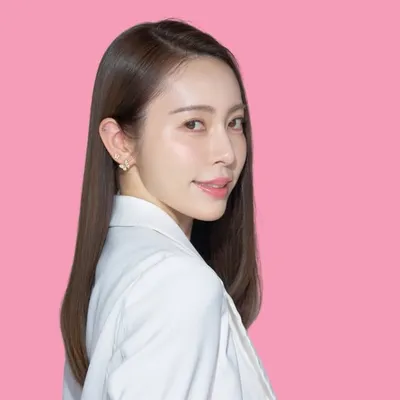 櫻井夏子 エイジングケア・小顔治療・婦人科形成・フェムケア profile