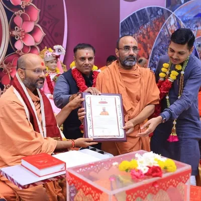 Dr Sant Swami profile