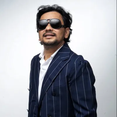 Dr tompi plastic surgeon profile
