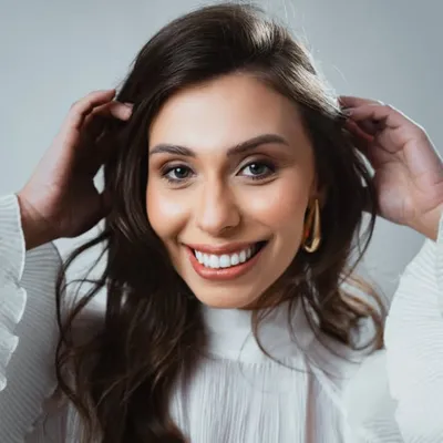 Dra Luanna Bortoletti • Lentes em Resina| São Gabriel profile