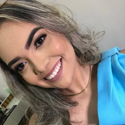 Larissa Coelho profile