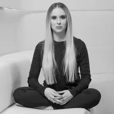 Dra. Camila Pérez Madrid | Dermatóloga | Tricóloga profile