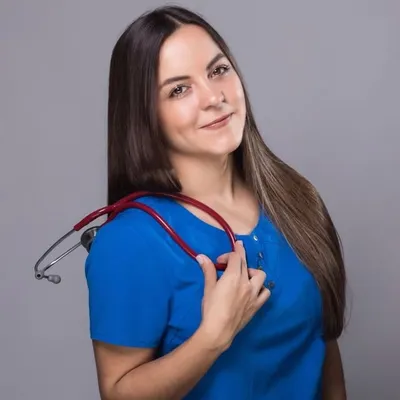 Carolina Diaz | CAROFITNESS | Medicina y creatina profile