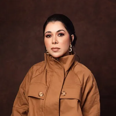 Dra. Carolina Luna - Harmonização facial profile
