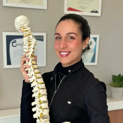 Dra Emmanuele Leal | Osteopatia profile