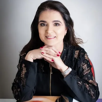 Dra. Katie Pires profile
