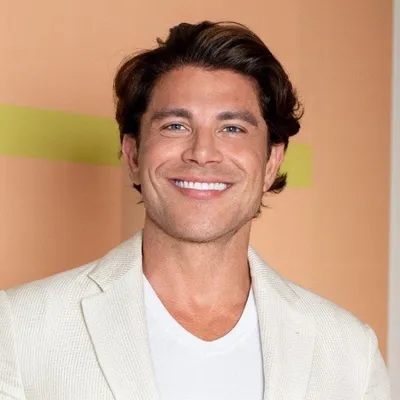 Dr. Alberto Cordeiro | Dermatologista profile