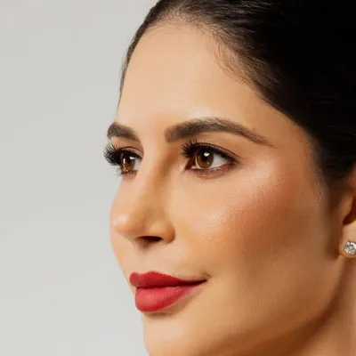 Dra. Nayara Cerutti | Harmonização Facial profile