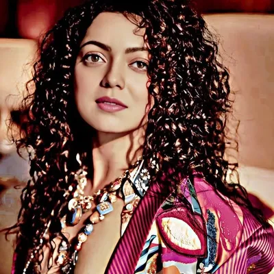 Drashti Dhami FANMILY profile