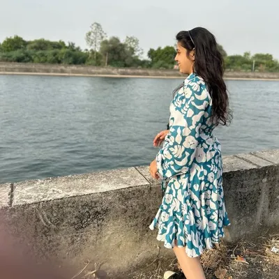 Drasti Surti 💫 profile
