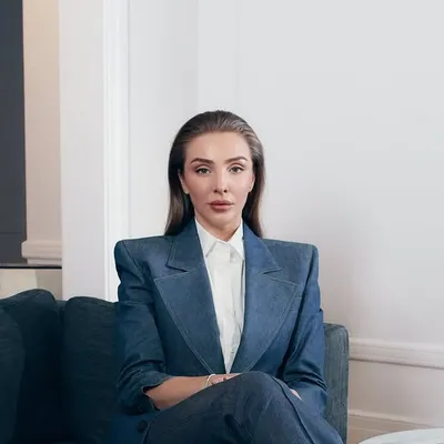 MD Aesthetic Dermatologist Alyona Bohoslavets •Miami/Kyiv profile