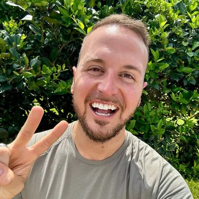 Dr Chase Skylar profile