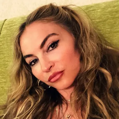 DREA DE MATTEO profile