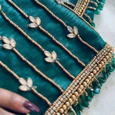 Sneha Fashion Gallery🌻 profile