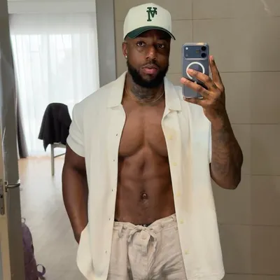Dre Henry profile