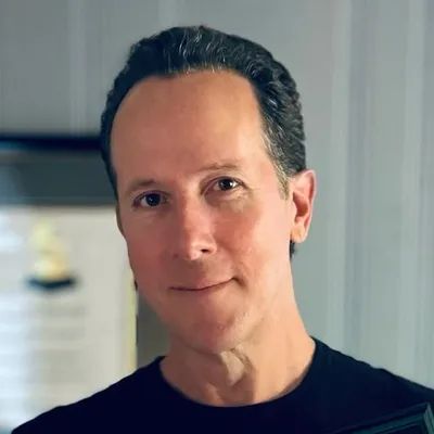 Drew Lavyne profile