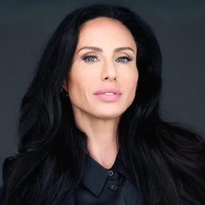 Dr. Gabrielle Lyon profile