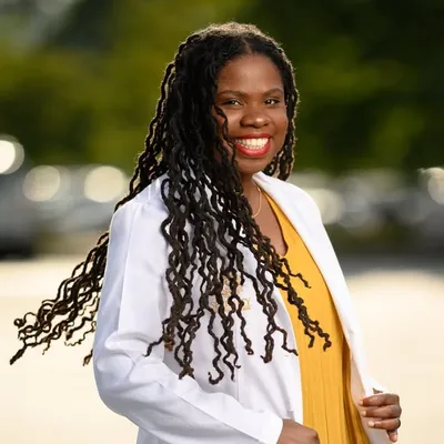 Dr. Gina Charles profile