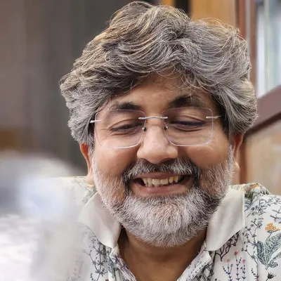 Dr Vimal S. Hemanie profile