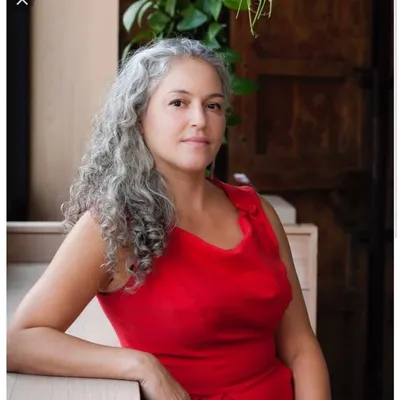 Lynnette Marrero @drinksat6 profile