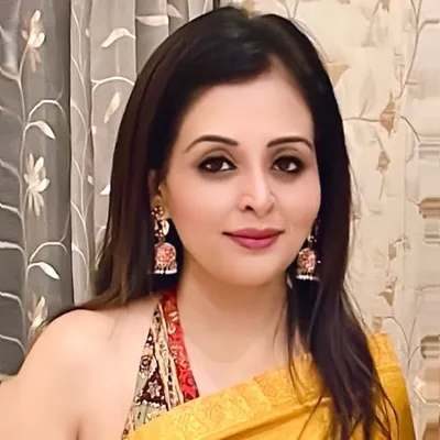 Dr. Maenka profile